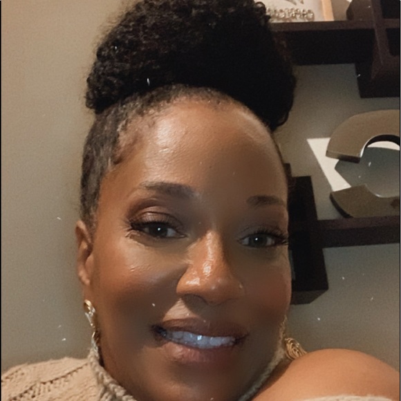 Meet your Posher, Capri - Picture 1 of 1